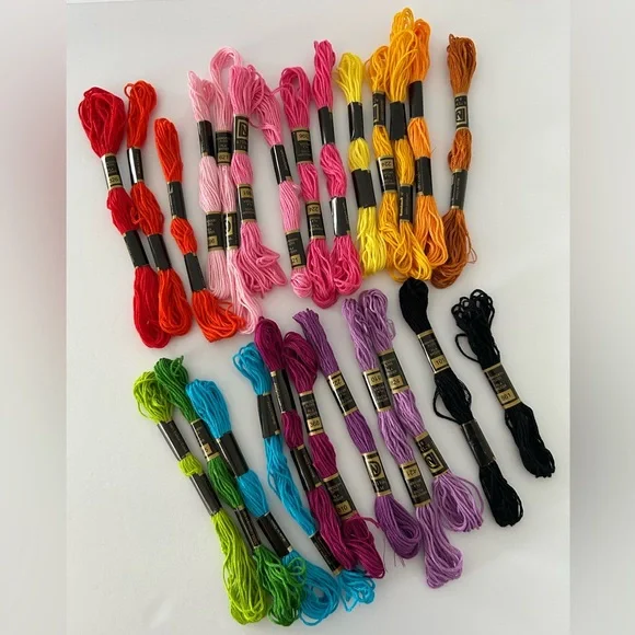 🦋 5/$25 - Assorted Janlynn Multicolor Embroidery Floss Bundle - Picture 4 of 10